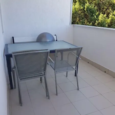 Holiday House 