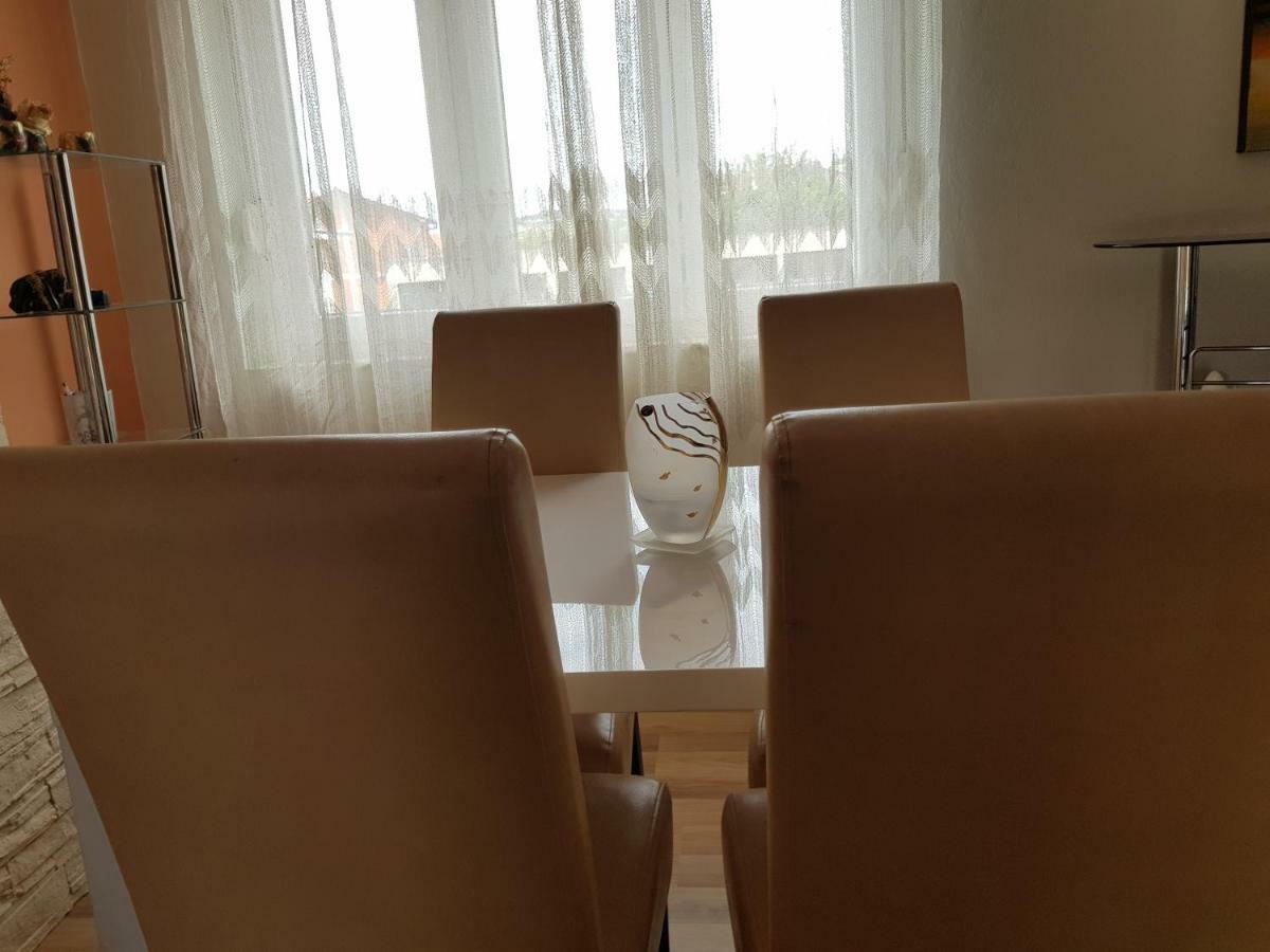 Holiday House 