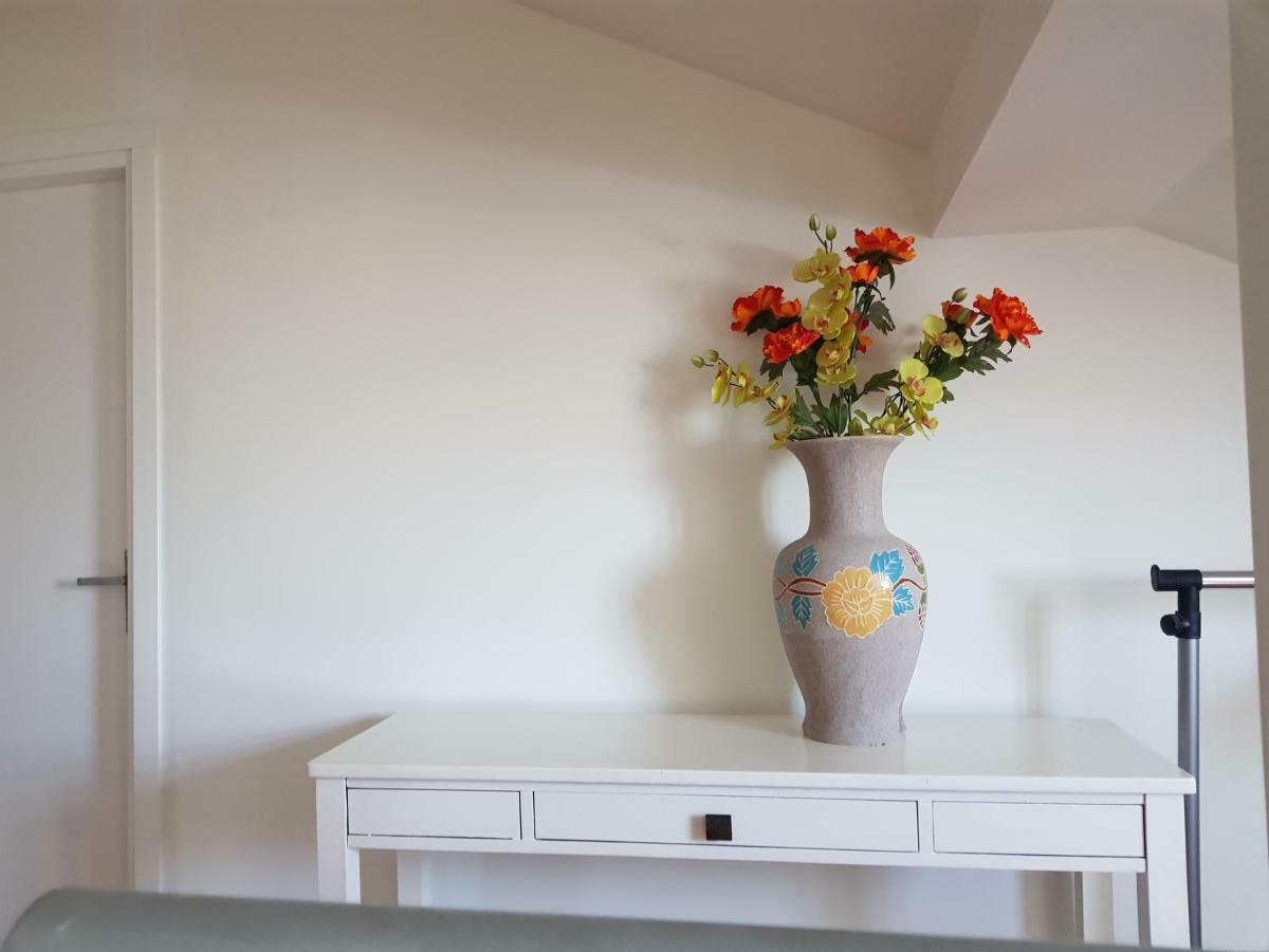 Holiday House 